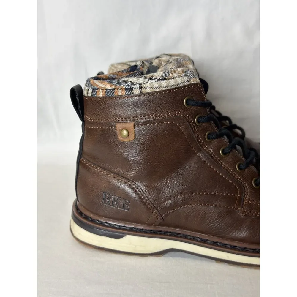 BKE Holt Men’s Brown Faux Leather Lace Up Boots with Plaid Lining Size 7